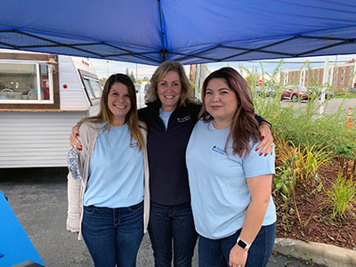 Sara Rock, Darlene Mirrer, Katherine Towne Posing